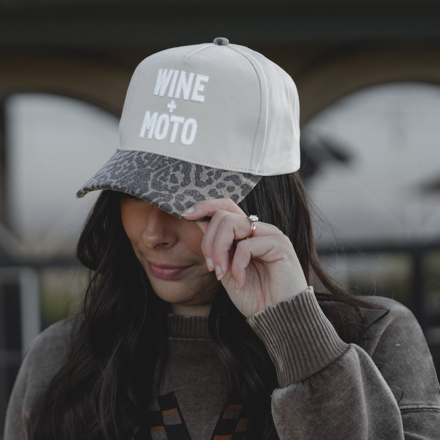 WINE & MOTO PUFF HAT