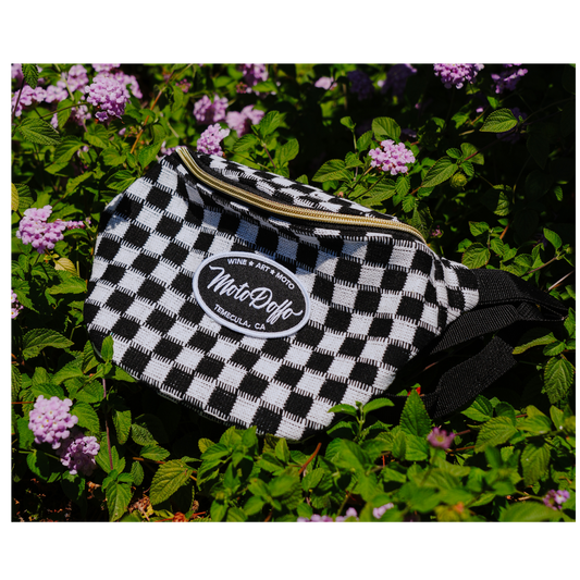 CROSSBODY